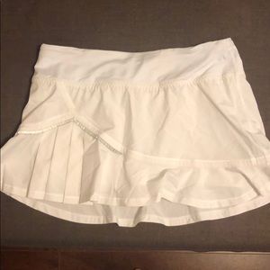 Lululemon white Tennis skirt/skort